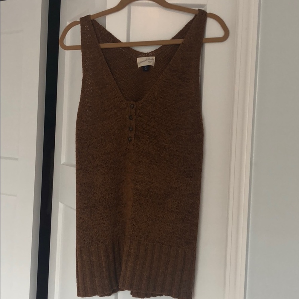 Universals Thread Knit tank - women’s size Med